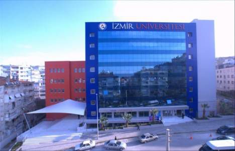 İzmir Üniversitesi İngilizce Öğretmenliği (Ücretli)