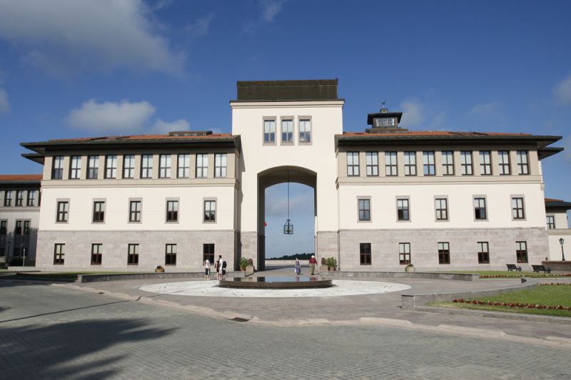 Koç Üniversitesi Fizik (İngilizce) (Tam Burslu)