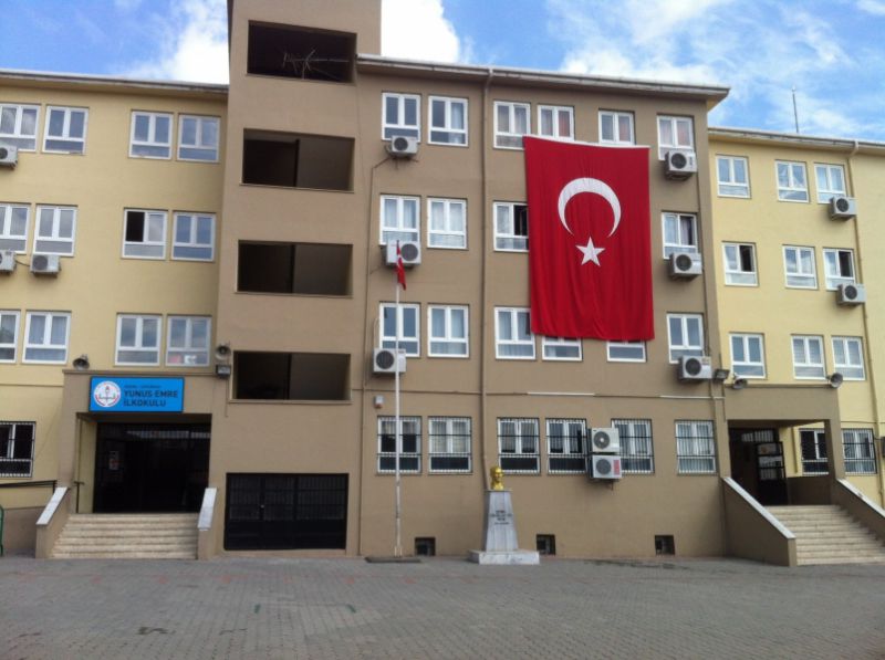 Yunus Emre İlkokulu 