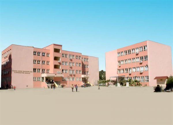 Adana Genç İşadamları Derneği Ortaokulu 