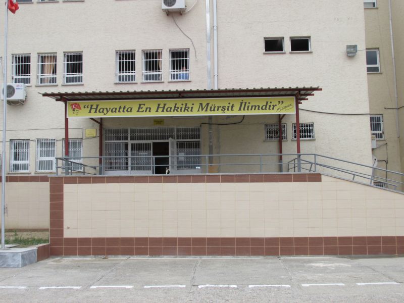 İmamoğlu Mesleki Ve Teknik Anadolu Lisesi 