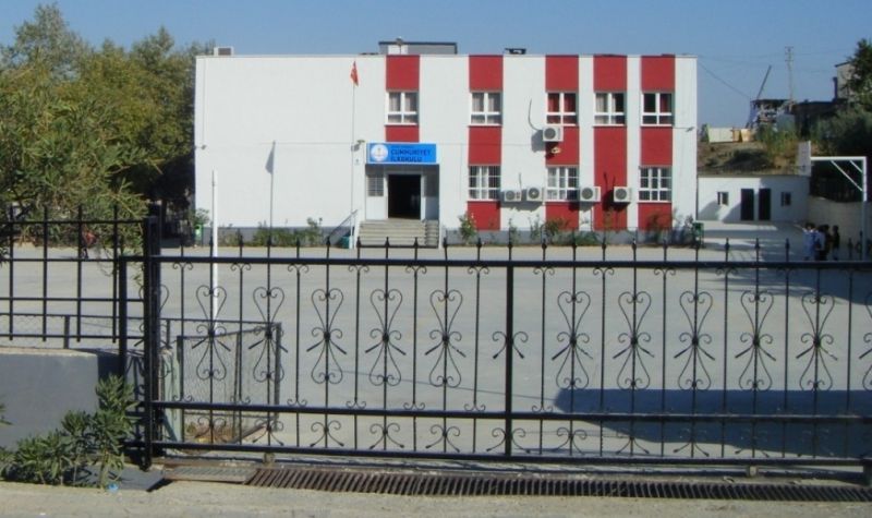 Cumhuriyet İlkokulu 
