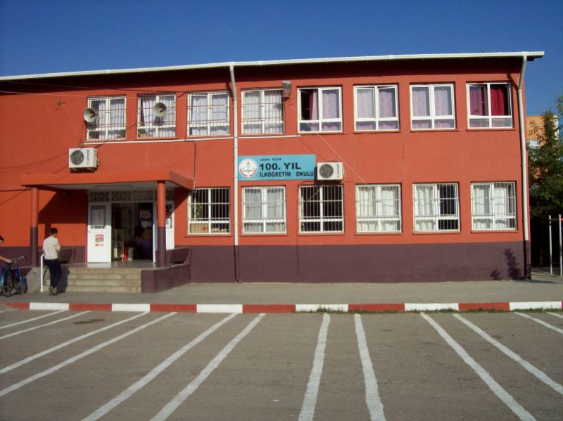 100. Yıl İlkokulu 