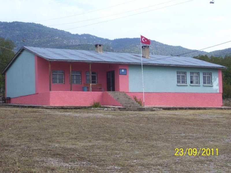 Akçalıuşağı İlkokulu 