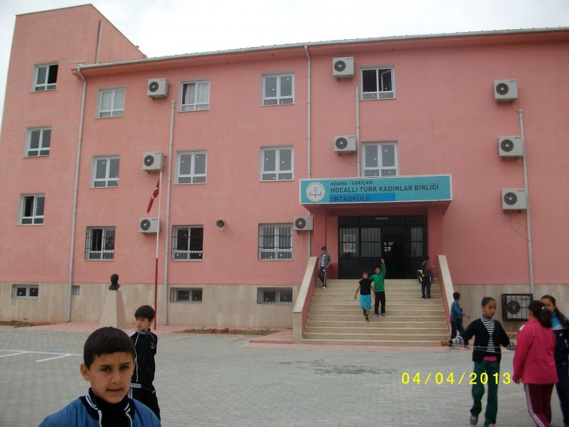 Hocallı Türk Kadınlar Birliği Ortaokulu 