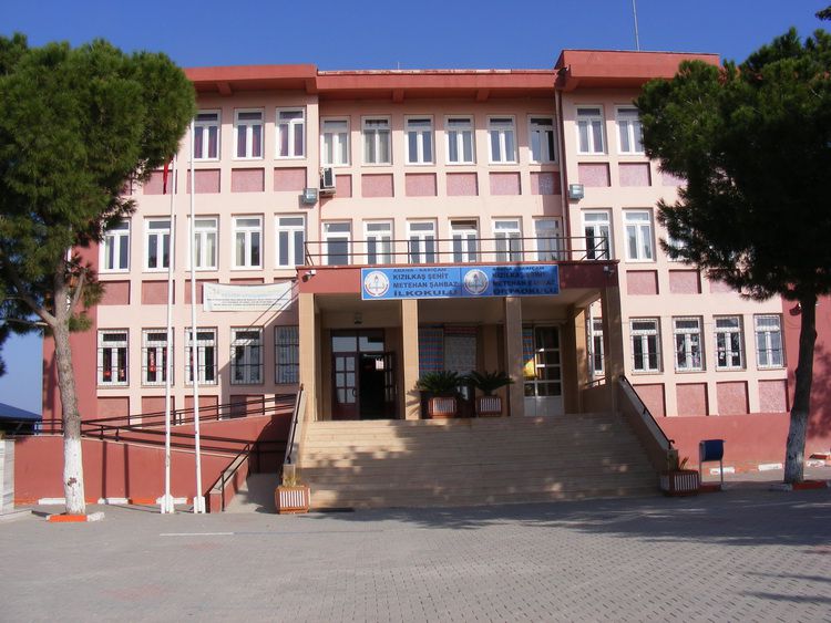 Kızılkaş Şehit Metehan Şahbaz İlkokulu 