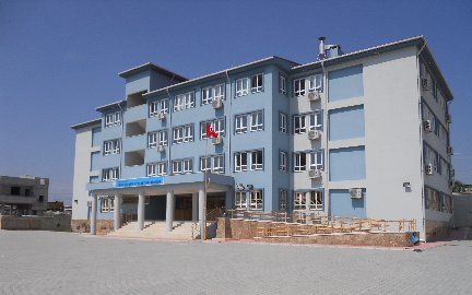 Şehit Hüseyin Avni Bey Ortaokulu 
