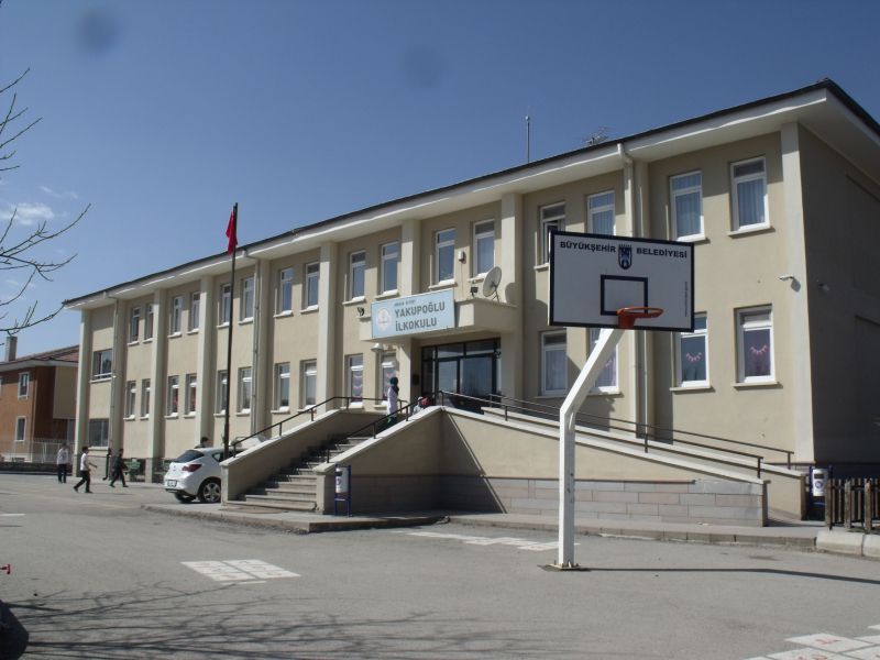 Yakupoğlu Ortaokulu 