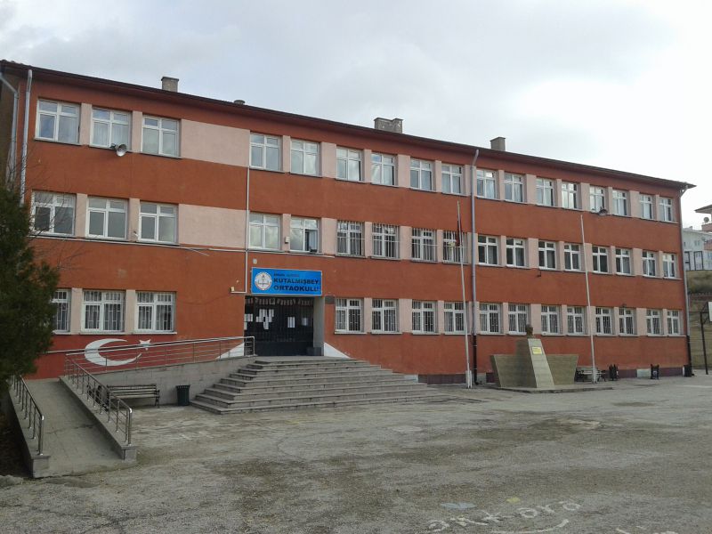 Kutalmışbey Ortaokulu 