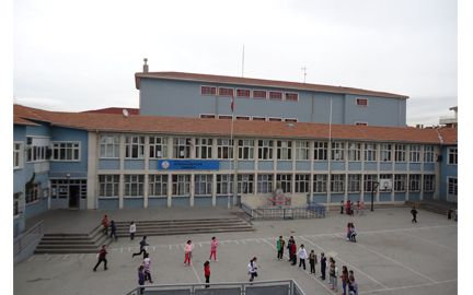 Aydınlıkevler İlkokulu 