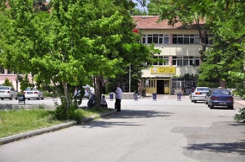 Yıldırım Beyazıt Anadolu Lisesi 