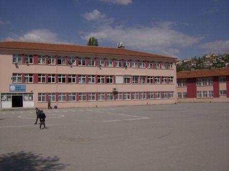 Satıkadın Ortaokulu 