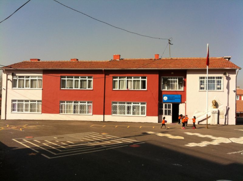 Öğretmen Abdullah İlkokulu 
