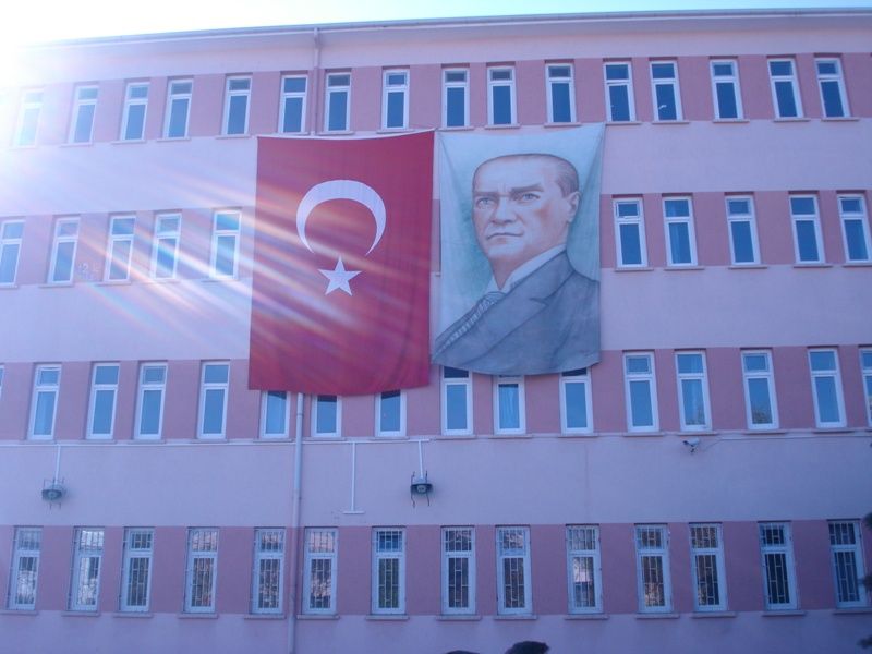Betül Can Anadolu Lisesi 