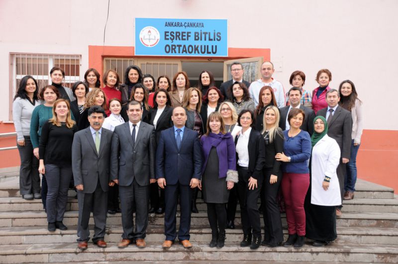 Eşref Bitlis Ortaokulu 