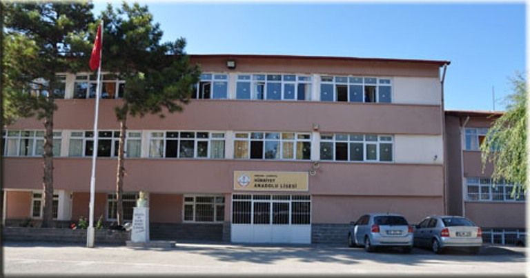 Hürriyet Anadolu Lisesi 