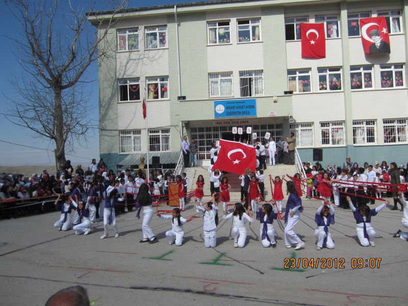 Mehmet Hikmet Ayberk İlkokulu 