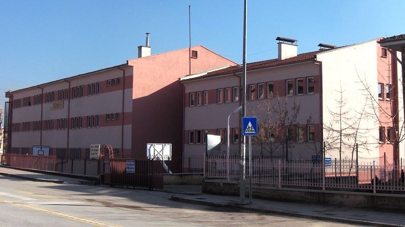 Reha Alemdaroğlu Anadolu Lisesi 