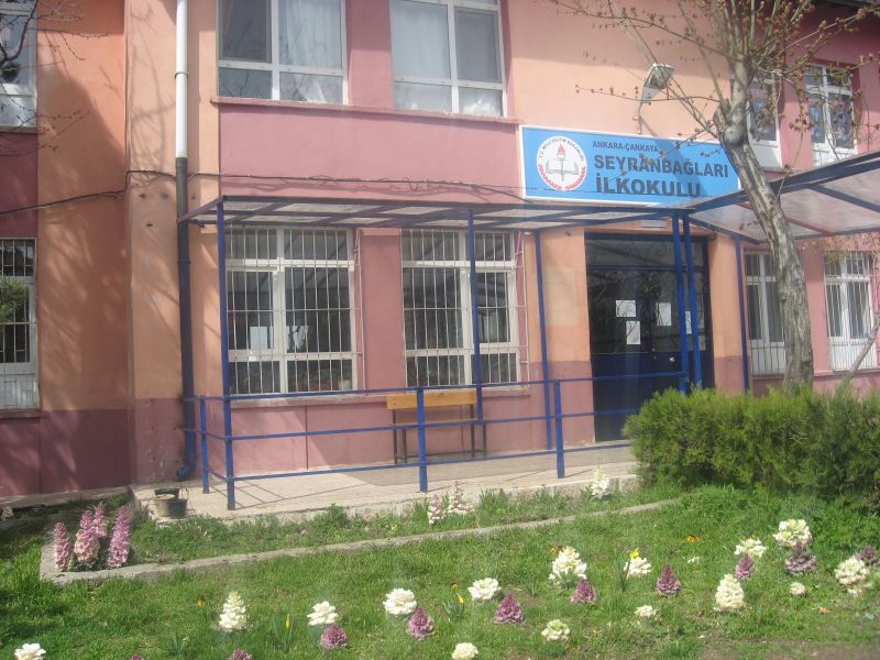 Seyranbağları İlkokulu 