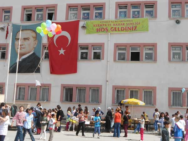 Kütükçü Alibey Ortaokulu 