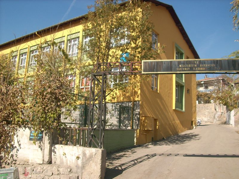 Şahinbey İlkokulu 