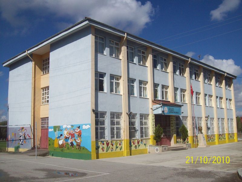 Güldarpı İlkokulu 