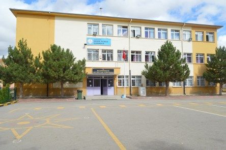 Bekir Yılmaz İlkokulu 