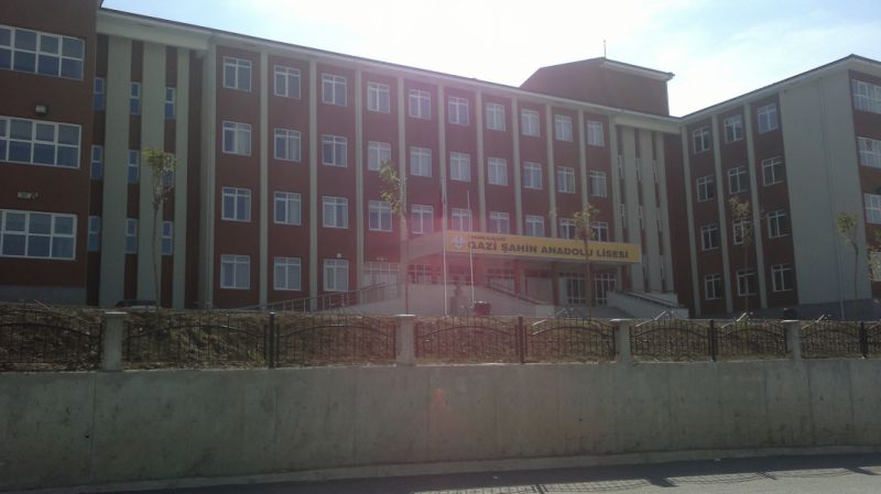 Gazi Şahin Anadolu Lisesi 