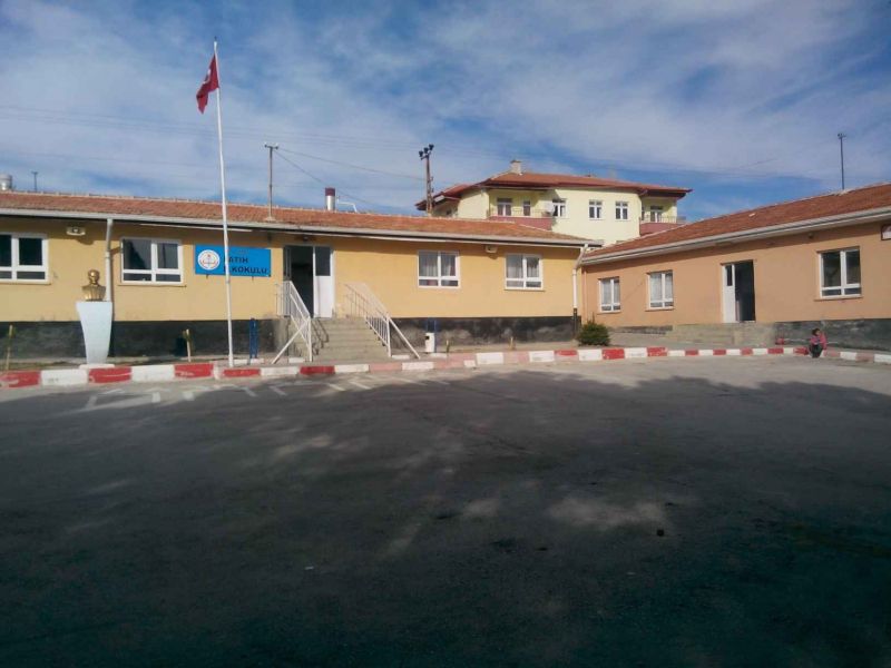 Fatih İlkokulu 