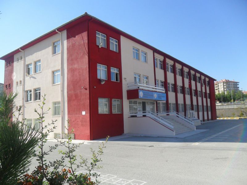 Samiye Naim Eğitim Vakfı Ortaokulu 