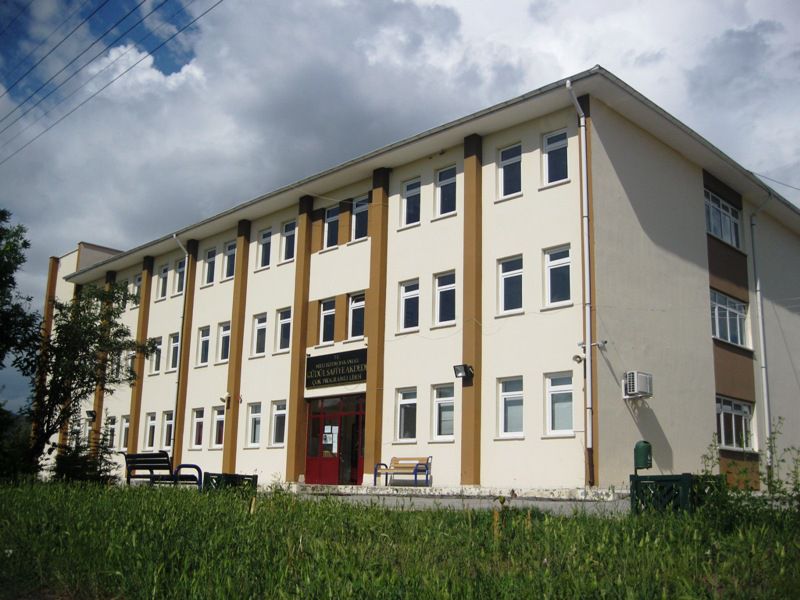 Güdül Safiye Akdede Çok Programlı Anadolu Lisesi 