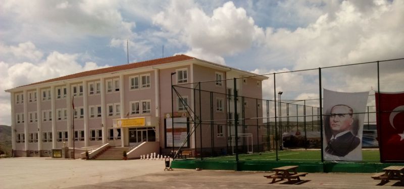 Nuri Bektaş Anadolu Lisesi 