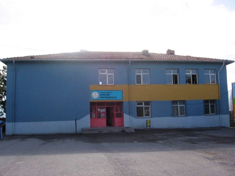 Ahiler Ortaokulu 
