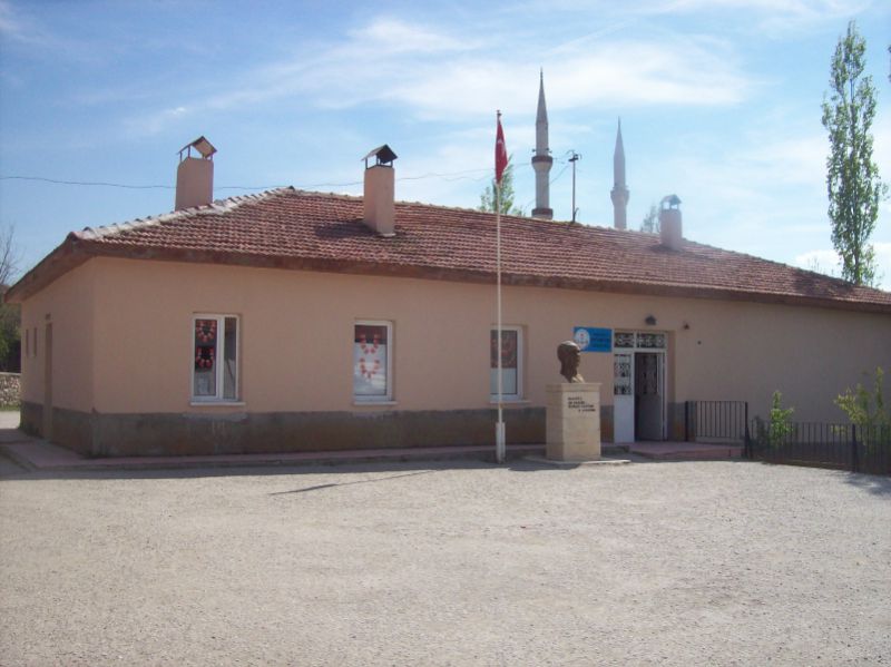Karahoyuk İlkokulu 