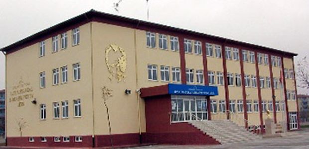 Akıncı Anadolu Lisesi 