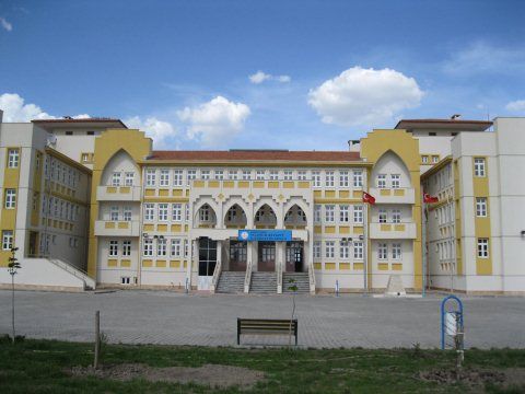 Yıldırım Beyazıt Ortaokulu 