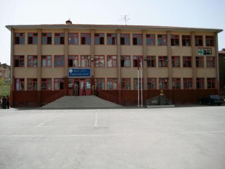 İhsan Aras Ortaokulu 