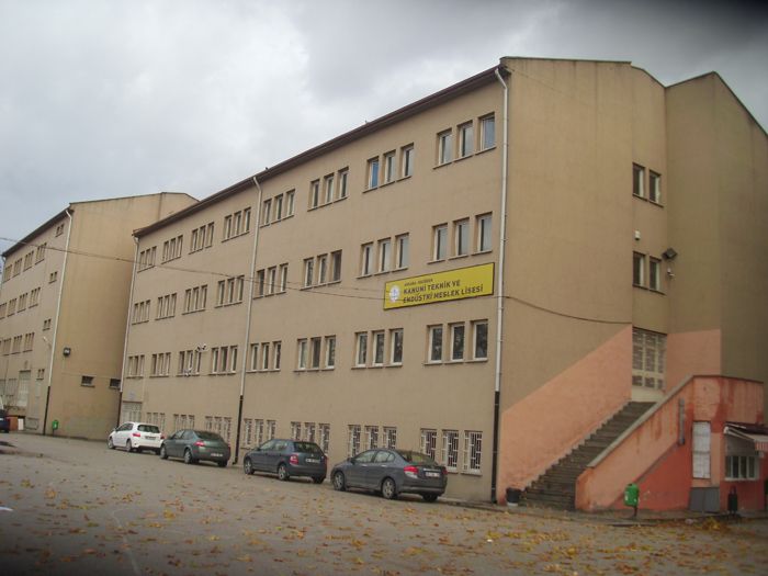 Kanuni Mesleki Ve Teknik Anadolu Lisesi 