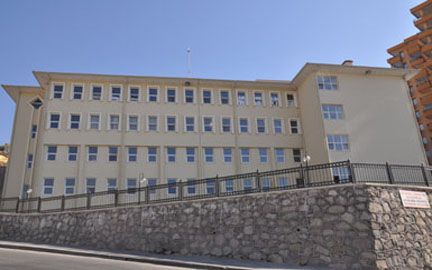 Kardeşler Cumhuriyet Ortaokulu 