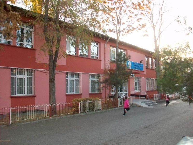 Yalçın Eskiyapan İlkokulu 