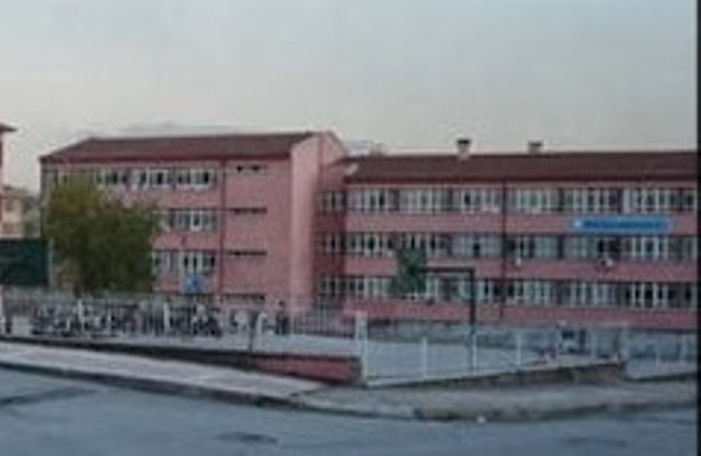 Kamil Ocak İlkokulu 