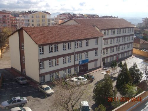 Çağlar Ortaokulu 