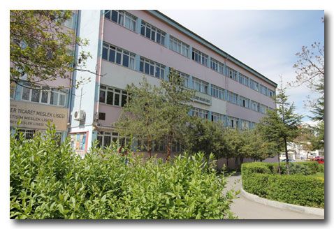 Aydınlıkevler Mesleki Ve Teknik Anadolu Lisesi 