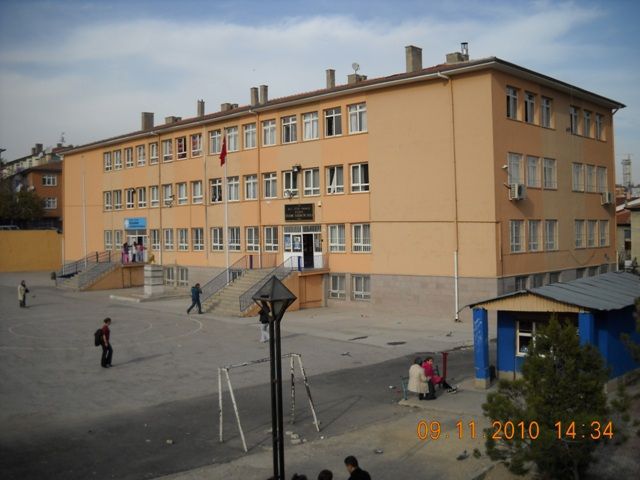 Gülhane Ortaokulu 