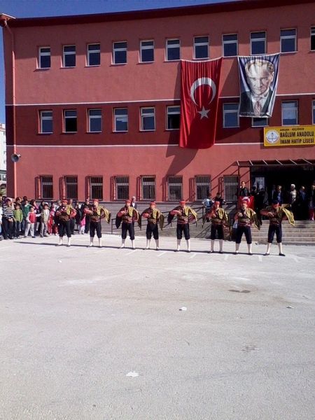 Yunus Emre İmam Hatip Ortaokulu 