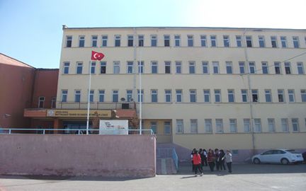Batuhan Ortaokulu 