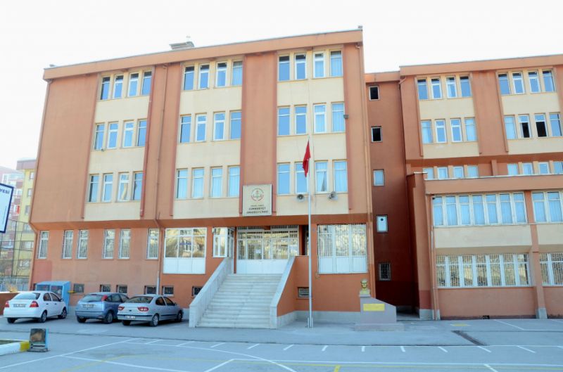 Cumhuriyet Anadolu Lisesi 