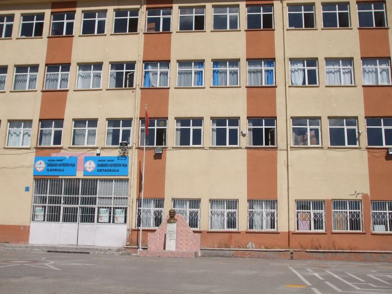 Barbaros Hayreddin Paşa Ortaokulu 