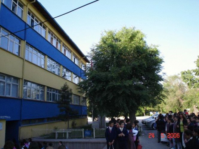60 Yıl Ortaokulu 