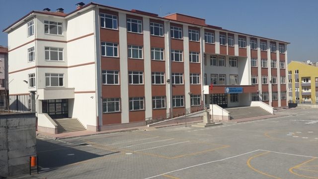 Süleyman Nazif İlkokulu 